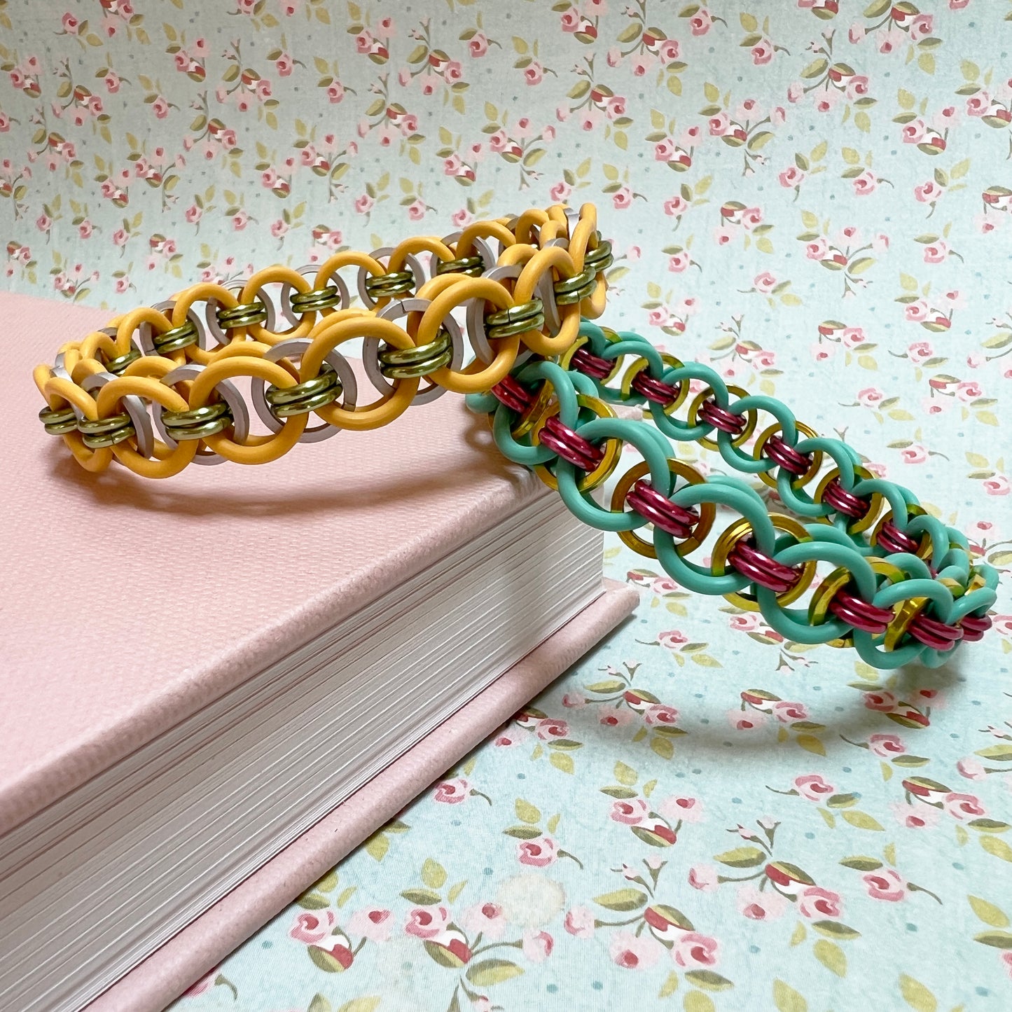 Helm Weave Stretch Bracelet with Square Rings Kit and FREE Video - Buttercup, Lime and Frost