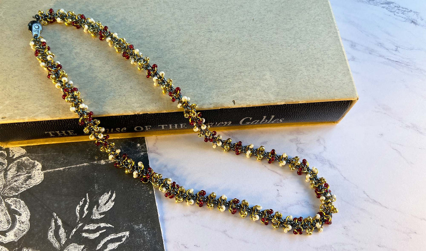 Magus Beaded Chain Necklace Kit with Video Class - Gunmetal Gold Starlight Garnet and Eggshell