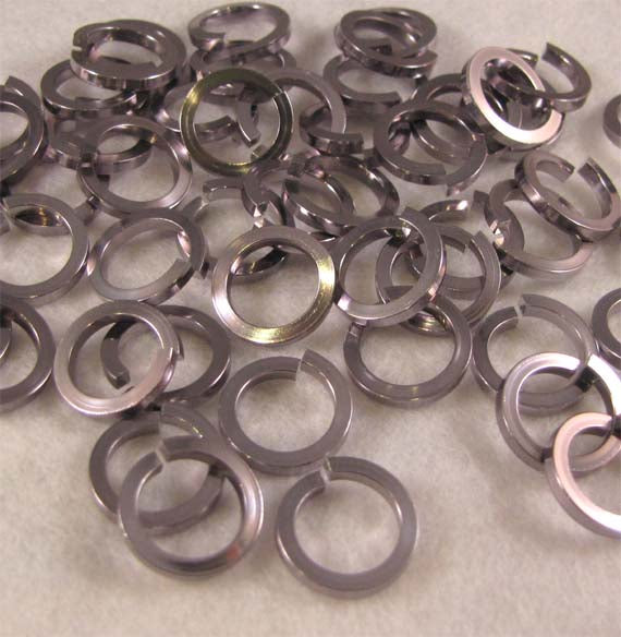 Square 16g 3/8" Jump Rings (SWG)