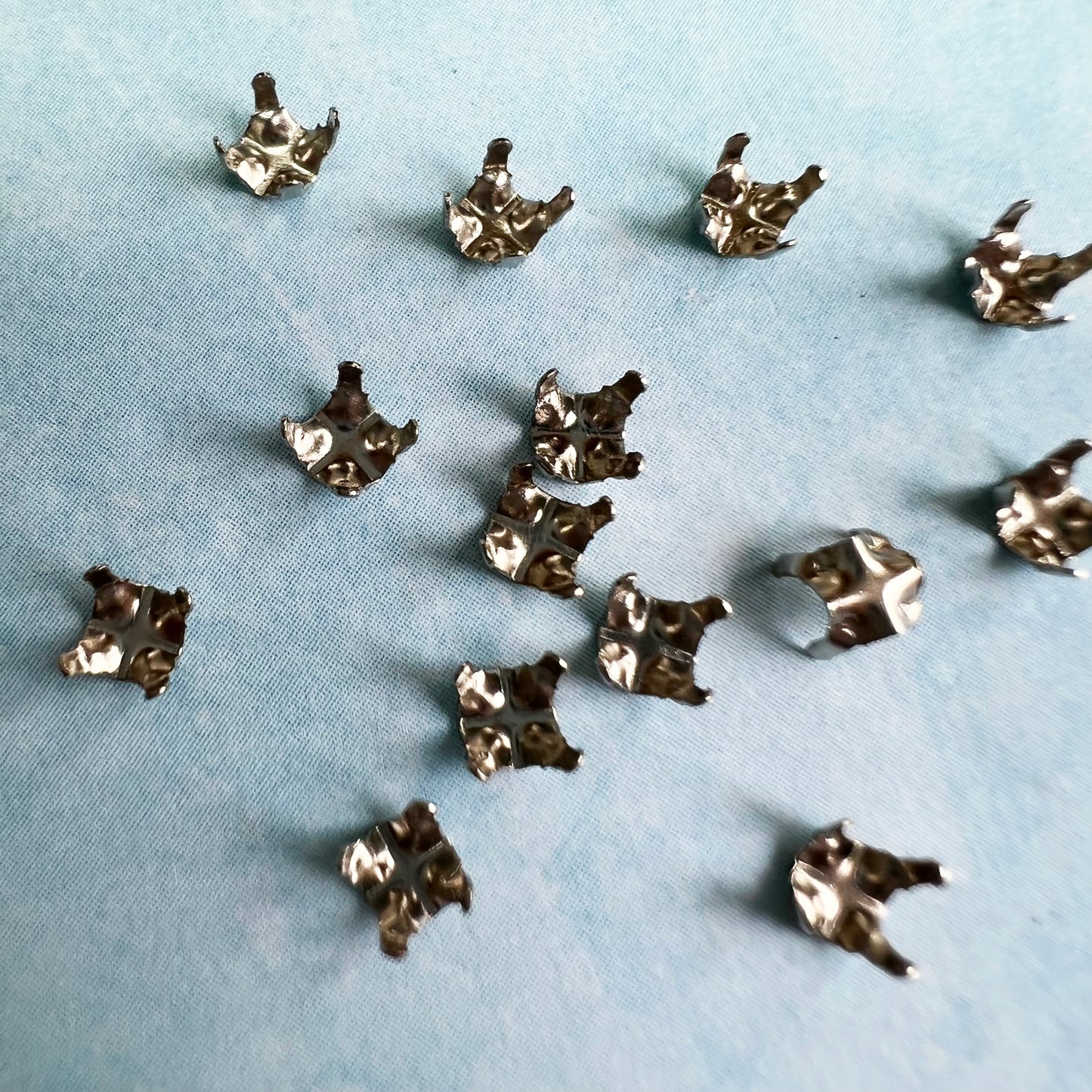 Rose Montee Prong Setting 3mm (12ss) - 50 pieces