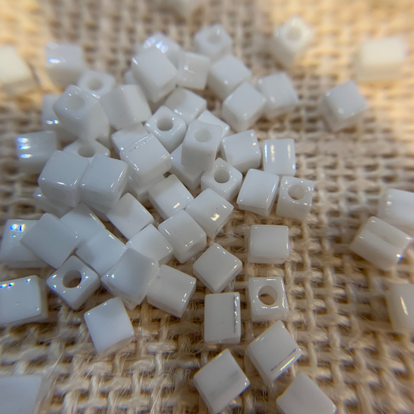 Miyuki Cube Beads 4mm