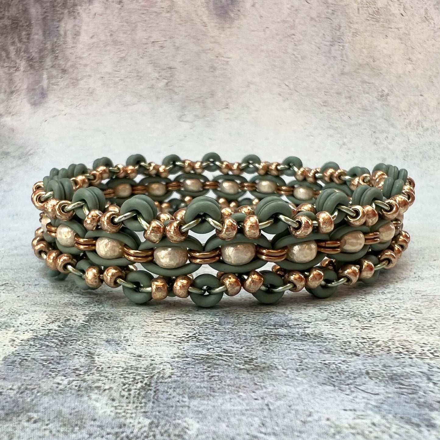 Lacy Geometric Beaded Stretch Bracelet Kit with Video Class - Dusky Sage, Pearl & Champagne