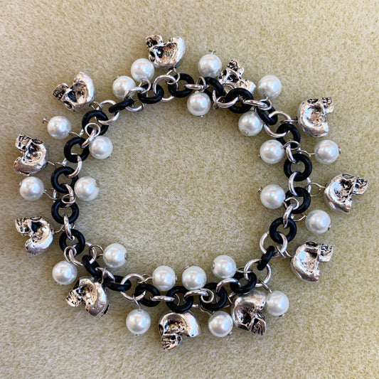 Shaggy Loop Skulls & Pearls Stretch Bracelet with FREE Video